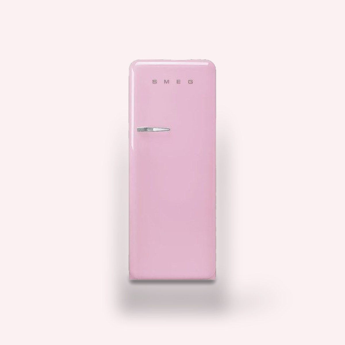 Smeg FAB28 retro refrigerator (24 in.)